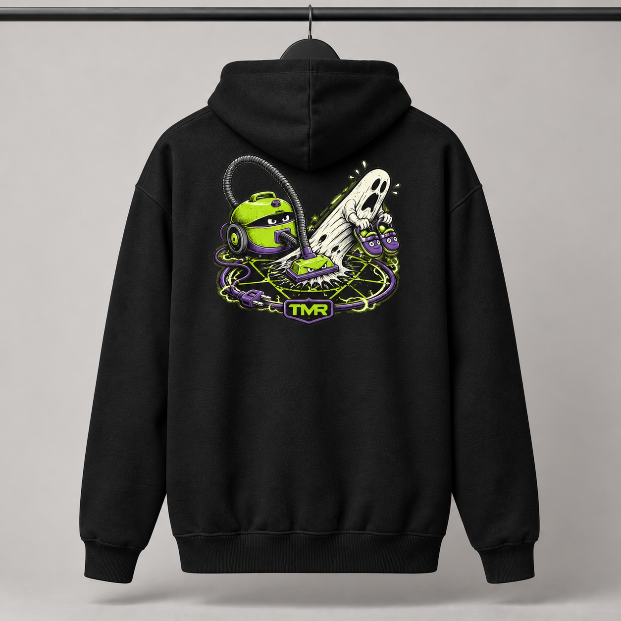 Cazafantasmas doméstico — Sudadera 2 Sudadera Cazafantasmas doméstico TMR by Tamar Melián completa por detrás, en percha, con estampado verde lima y morado