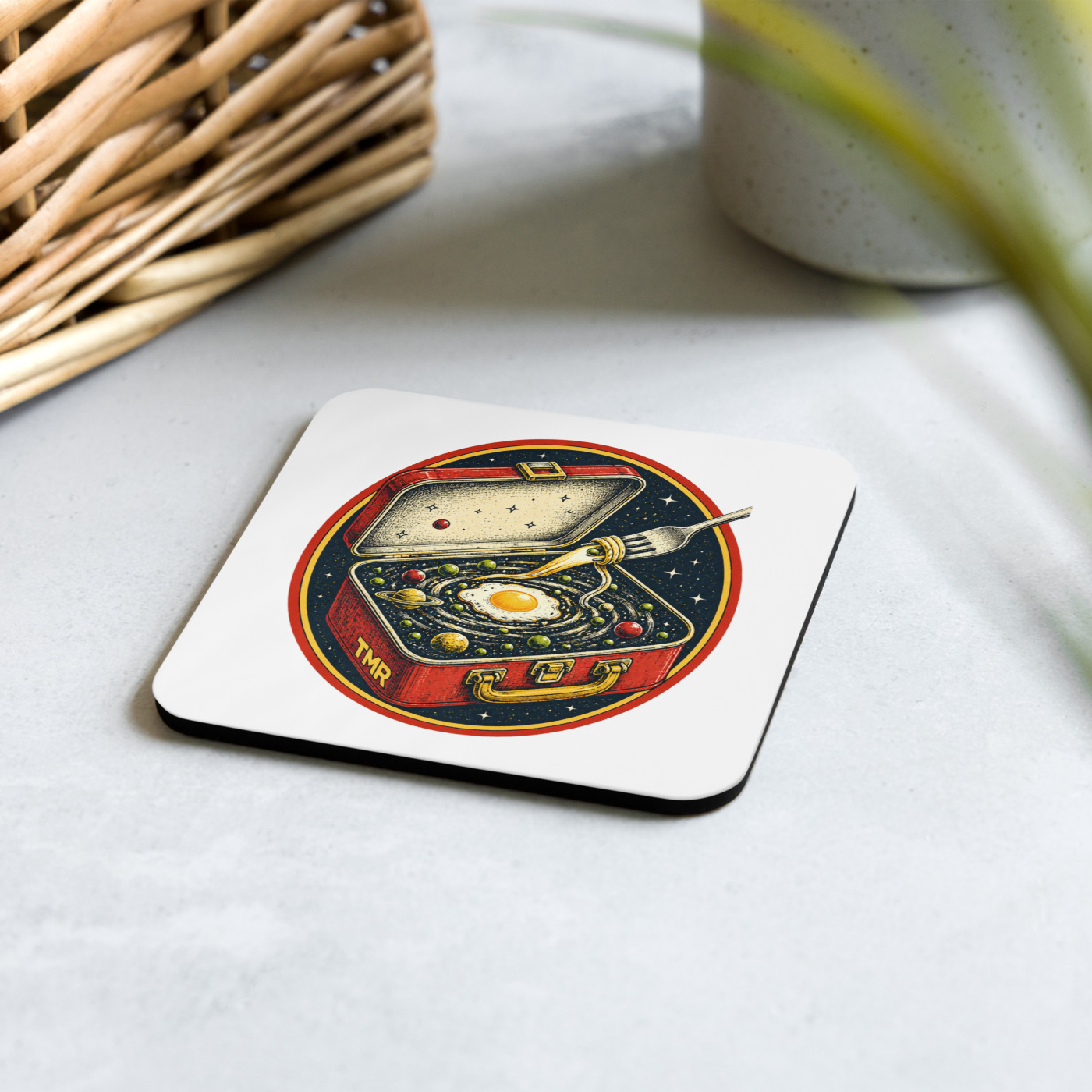 TMR · Tupper interdimensional — Posavasos de corcho 1 TMR · Tupper interdimensional — Posavasos de corcho — mockup de portada