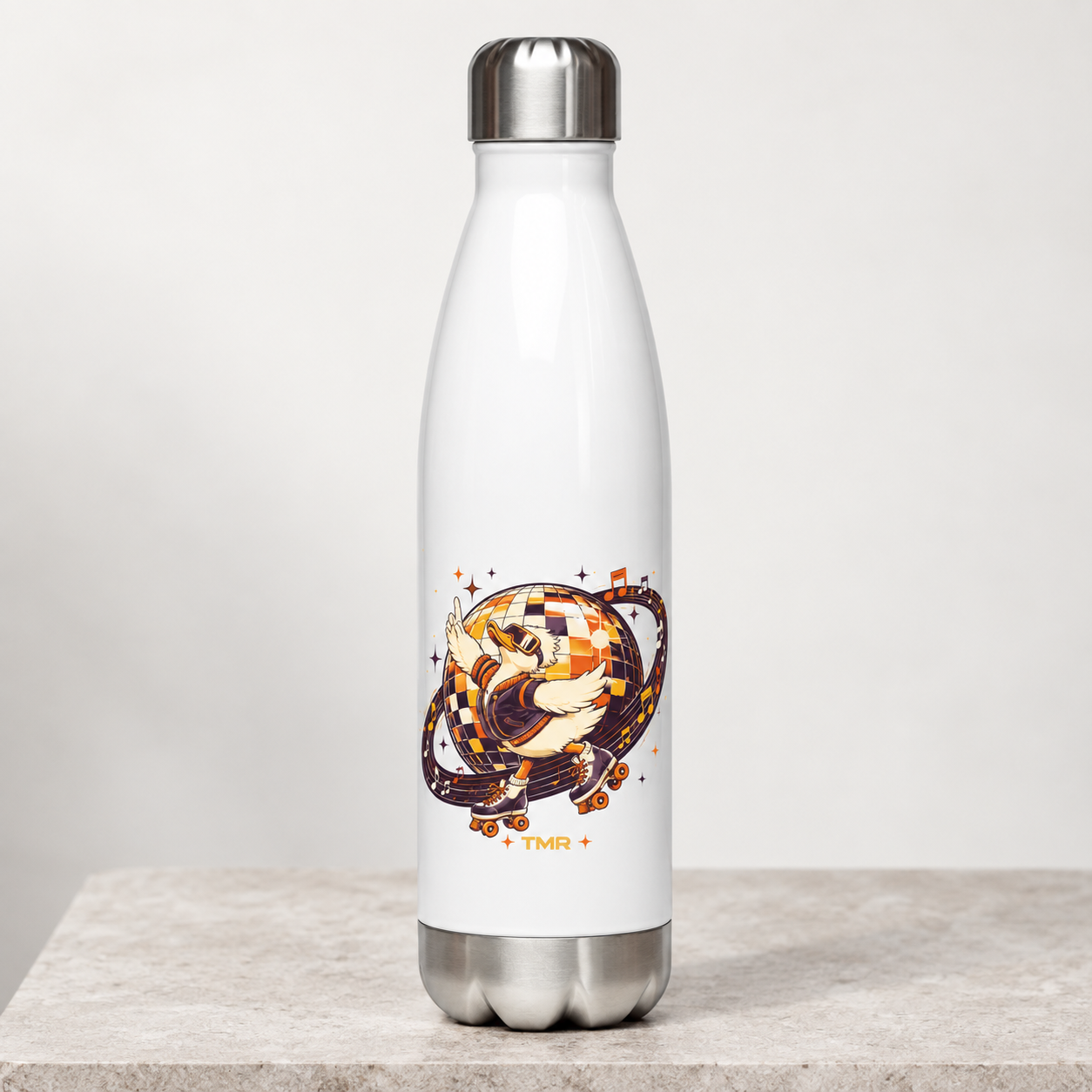 Pato en órbita — Botella térmica 500 ml 1 Botella térmica Pato en órbita de TMR, blanca con tapa y base plateadas, vista completa sobre piedra clara